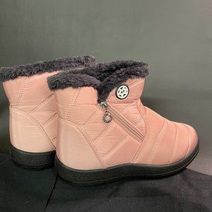Gaatpot Ladies Warm Snow Boots Waterproof Fur Lined Winter Boots sz 8.5 New in B
